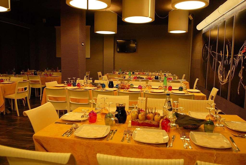 Hotel Scigliano Rossano Restaurant foto